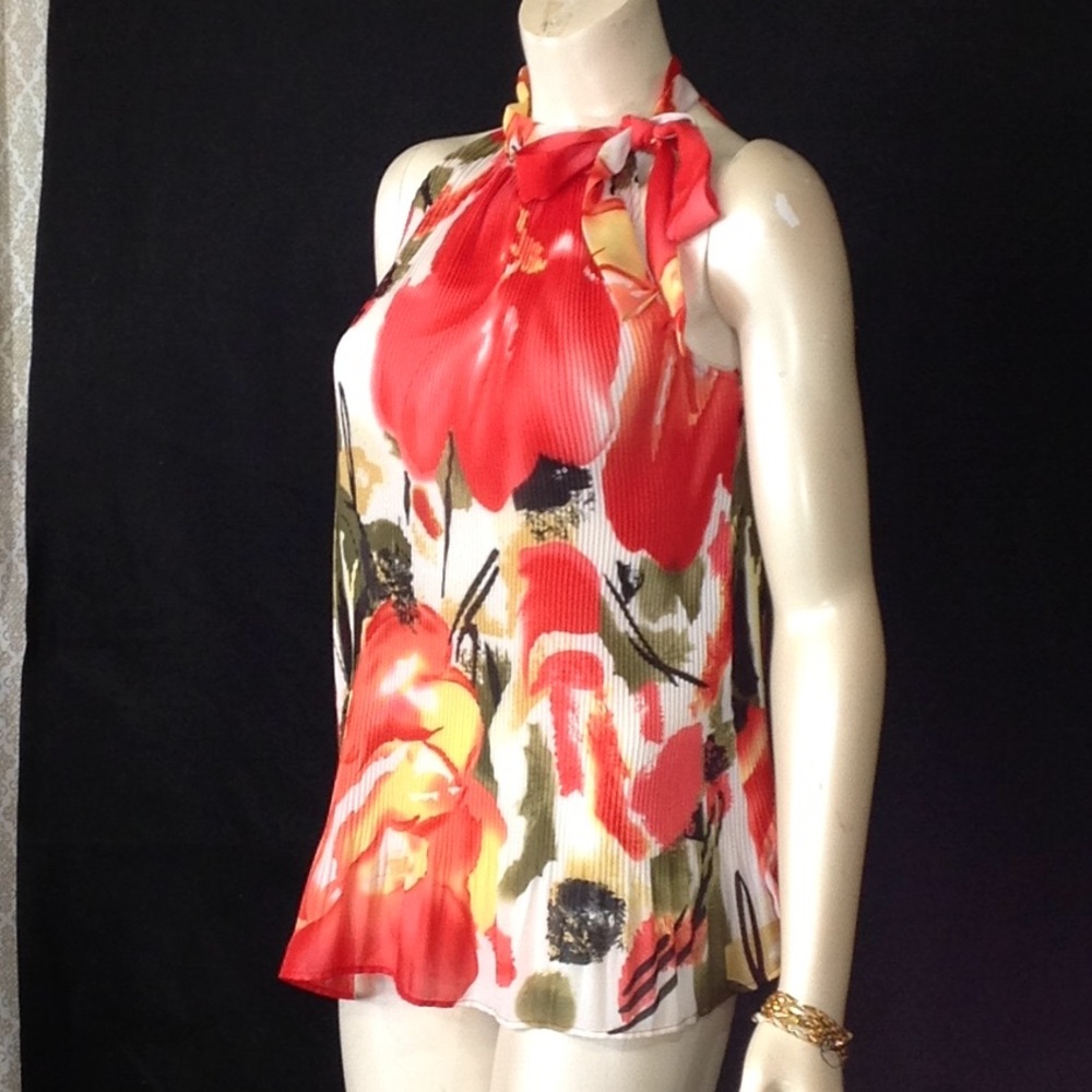 Sere Nade New York Sleeveless Tie On Neck Blouse